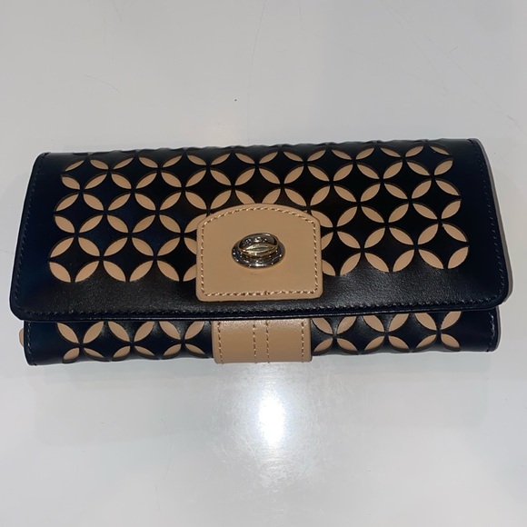 WOLF Chloé Jewelry Roll Black & Tan
Diamond Jewelry Wallet with Lusterloc NWT - Picture 12 of 13